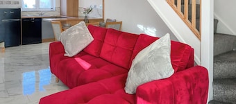 1 bedroom accommodation in Newton , Swansea