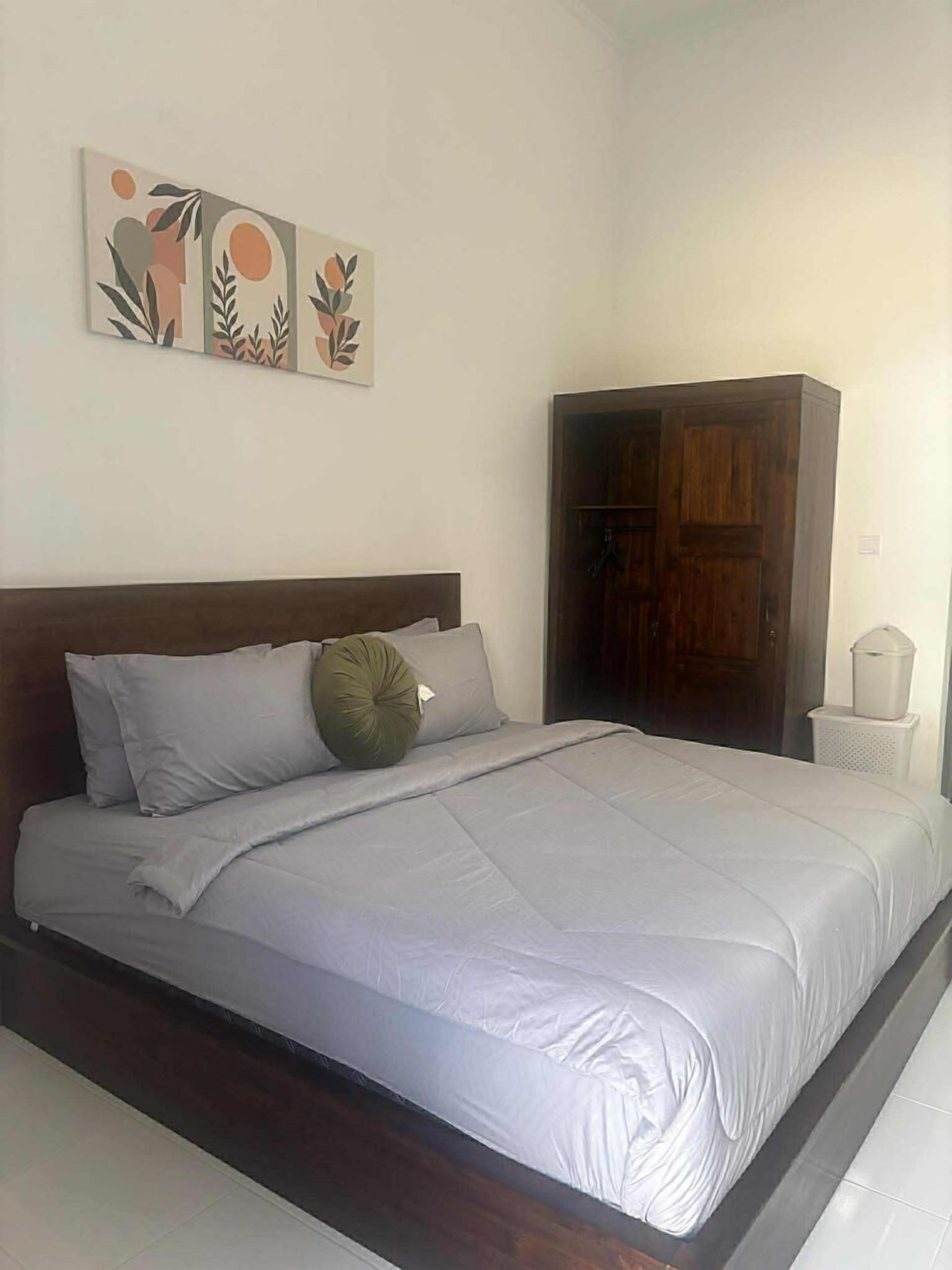 Standard Tek Büyük Yataklı Oda, Özel Banyo, Bahçe Manzaralı | Masa, dizüstü bilgisayar çalışma alanı, ücretsiz kablosuz İnternet 