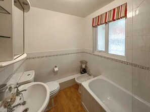 Towels - 2 bedroom accommodation in Colwyn Bay (Colwyn Bay)