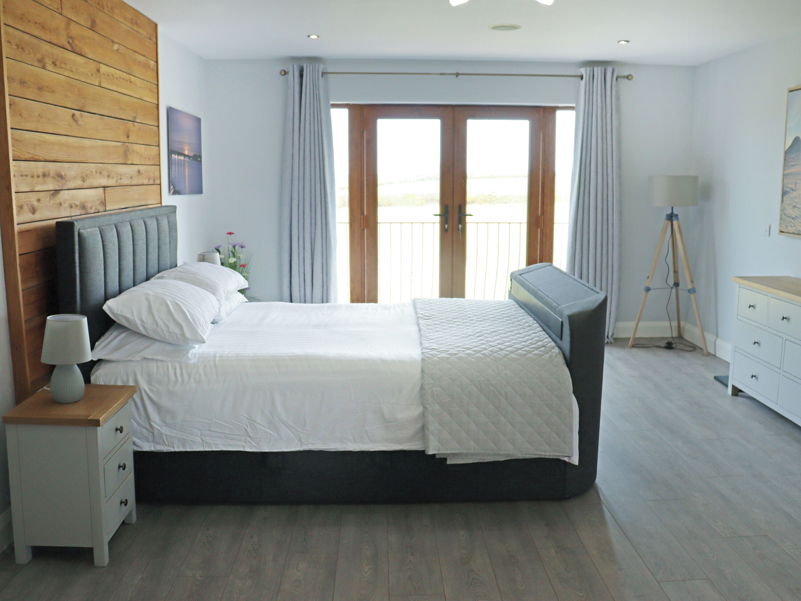 5 bedrooms, free WiFi