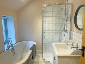 Towels - Coach House Cottage - UK50964 (Kirklington, near Bedale)