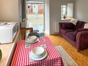 Interior - 1 bedroom accommodation in Sheriff Hutton (Sheriff Hutton)