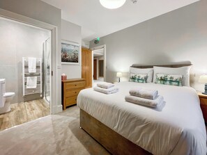 Free WiFi, wheelchair access - Blairmains Farmhouse (Stirling)