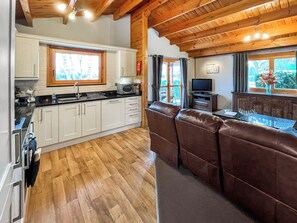 Interior - A wonderful lakeside escape for all ages. (Horncastle)