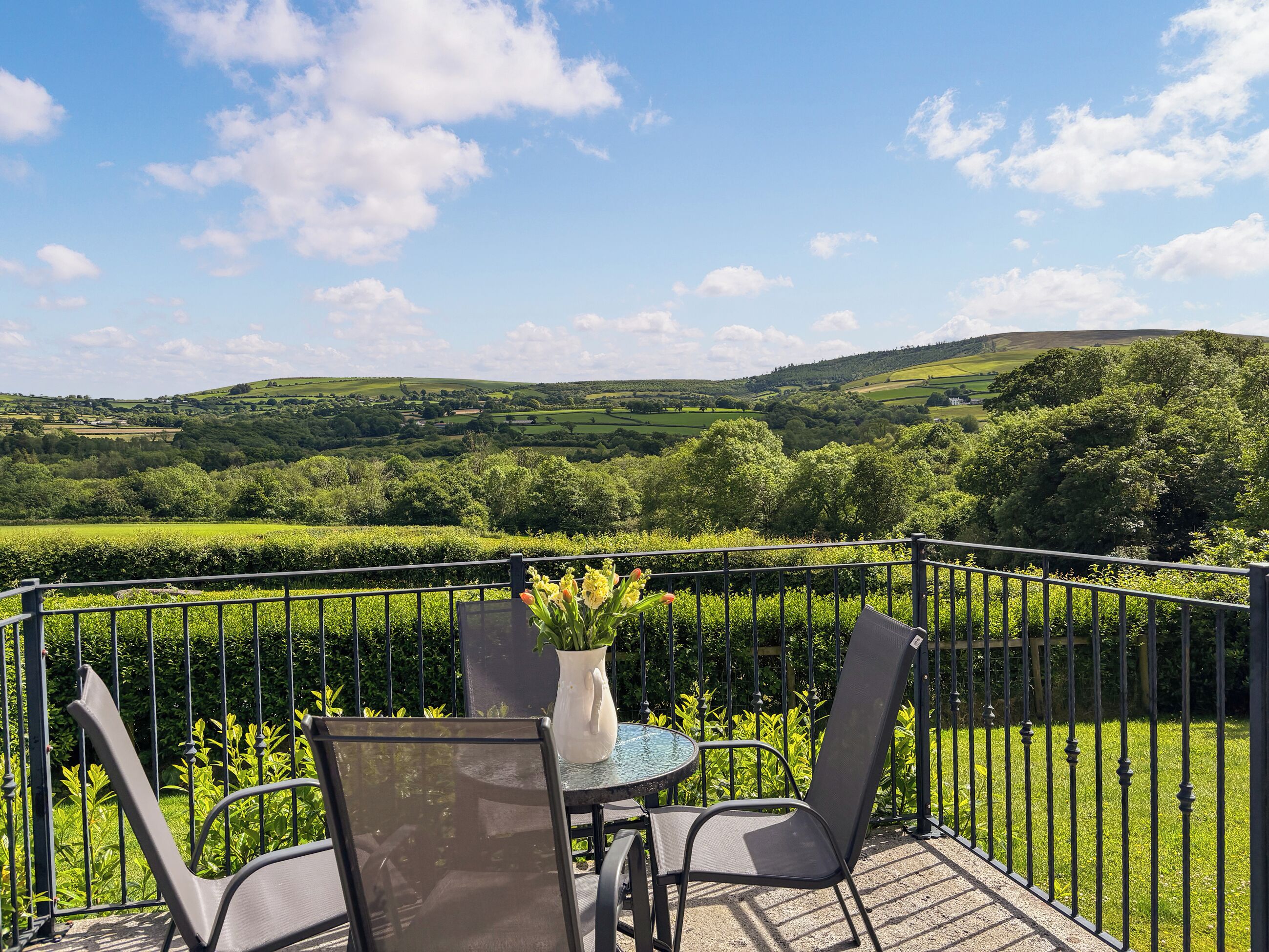 View | The Dairy - Glanpwlldu Holidays, Boncath