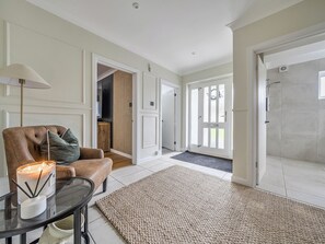 Interior - 6 bedroom accommodation in Blandford Forum (Blandford Forum)