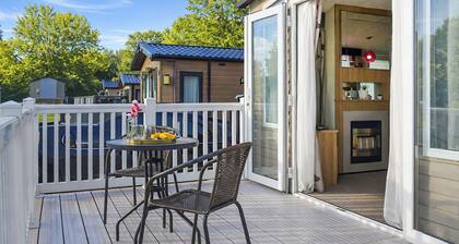 3 bedroom accommodation in Fritton