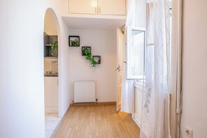 Basic Room | Bathroom - Charming Room Long Stay Prime Vienna (Vienna)