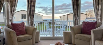 Glencross Golf Village