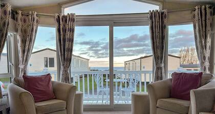 Glencross Golf Village