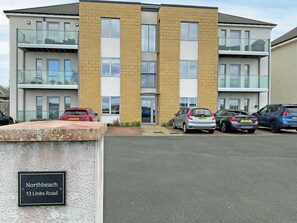 Exterior - Northbeach Apartment B (Prestwick)