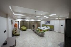 Free WiFi - Hotel Kesharinandan (Barwala)