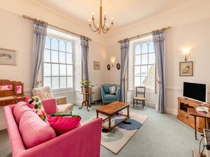 TV - 2 bedroom accommodation in Beesands (Beesands)