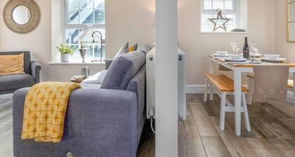 2 bedroom accommodation in Aberdyfi, near Aberdovey