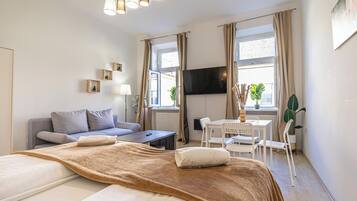 Departamento básico | Tabla de planchar con plancha y wifi gratis