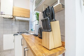 Basic Apartment | Private kitchen - Fully Equipped 1BR Apartment Long Stay (Vienna)