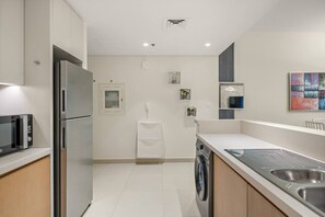 Private kitchen - FIRST CLASS | 2BR | Spectacular Modern Living (Dubai Creek Harbour)