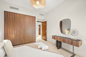 Room - FIRST CLASS | 1BR | Vida Creek Beach Bliss (Dubai Creek Harbour)