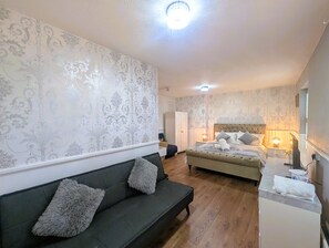 Deluxe-Doppelzimmer, Parkblick | Wohnbereich