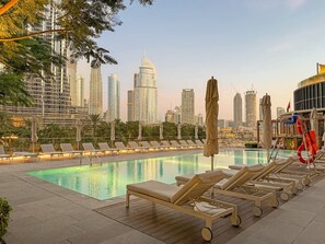 Pool - FIRST CLASS | 1BR | Elegance | Near Burj Khalifa (Downtown)