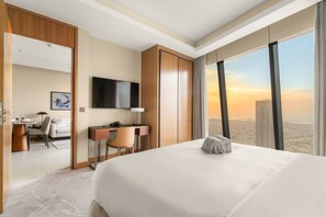 Room - FIRST CLASS | 1BR | Elegance | Near Burj Khalifa (Downtown)