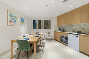 Private kitchen - FIRST CLASS | 2BR | Burj View | Walk to Dubai Mall (Downtown)