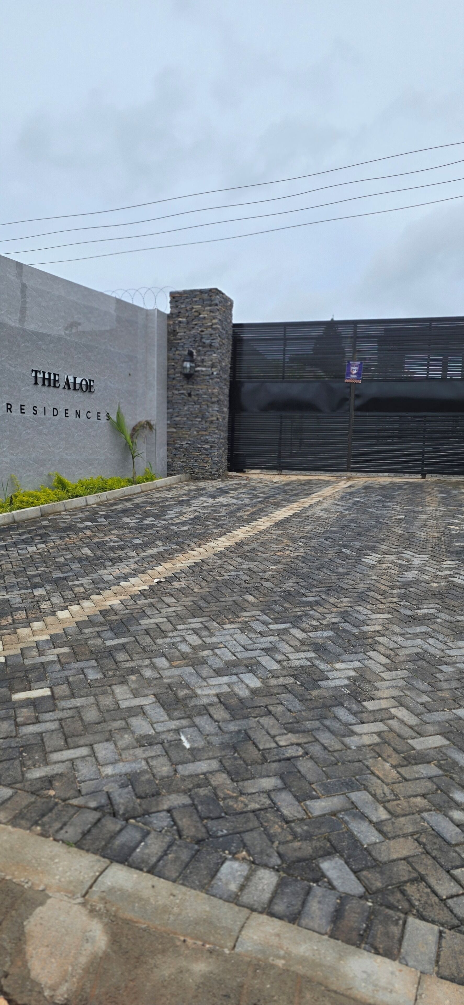 Luxury Apartment, 3 Bedrooms, Mobility Accessible, Private Pool | Property grounds