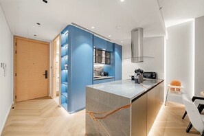 Private kitchen - FIRST CLASS | 2BR | Beachfront & Ain Views (JBR)
