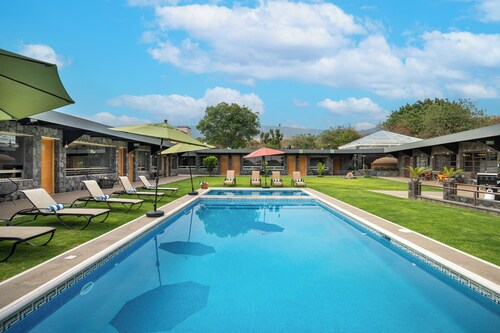 Gallaecia House in Tepoztlan 6 Bedrooms with breakfast included