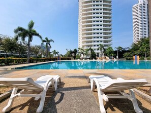 Pool - Sea View Studio - Jomtien Beachfront - View Talay 8 (Muang Pattaya)