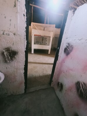 Klassieke slaapzaal, alleen voor vrouwen, uitzicht op strand | Interieur