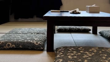Main Building, Non Smoking - Large Japanese-Style Family Room with Shared Toilet and Bath | Mountain view