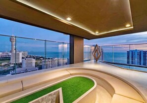 Room, 2 Bedrooms, Accessible, Smoking | Balcony - Room-luxury 2BR Sea View Unit I 35th Flo (Pattaya)