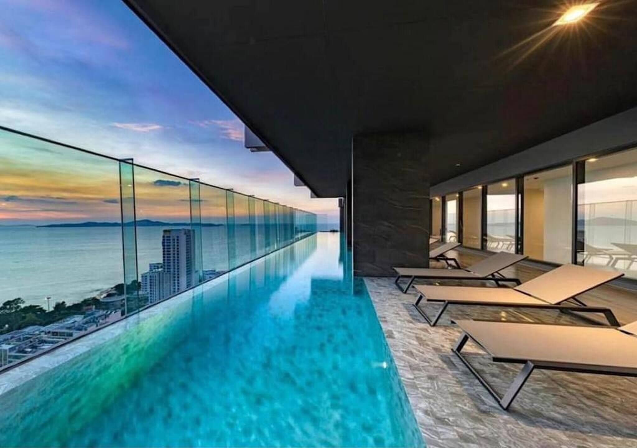 Room, 2 Bedrooms, Accessible, Smoking | Pool