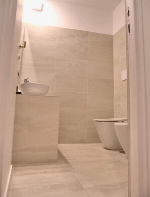 House, 2 Bedrooms | Bathroom - Luxury Appartament Trevi (Rome)