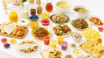 Free daily breakfast