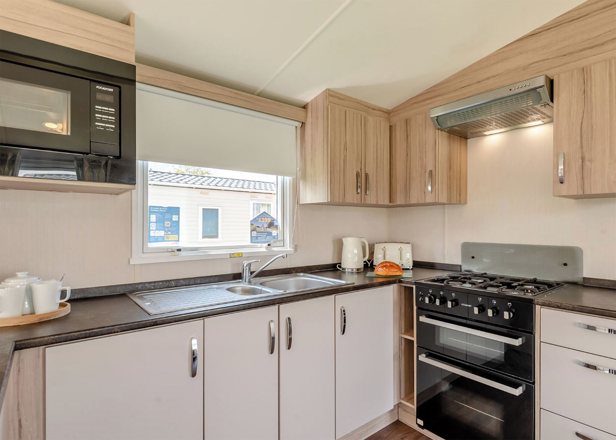 Fridge, oven, stovetop, toaster