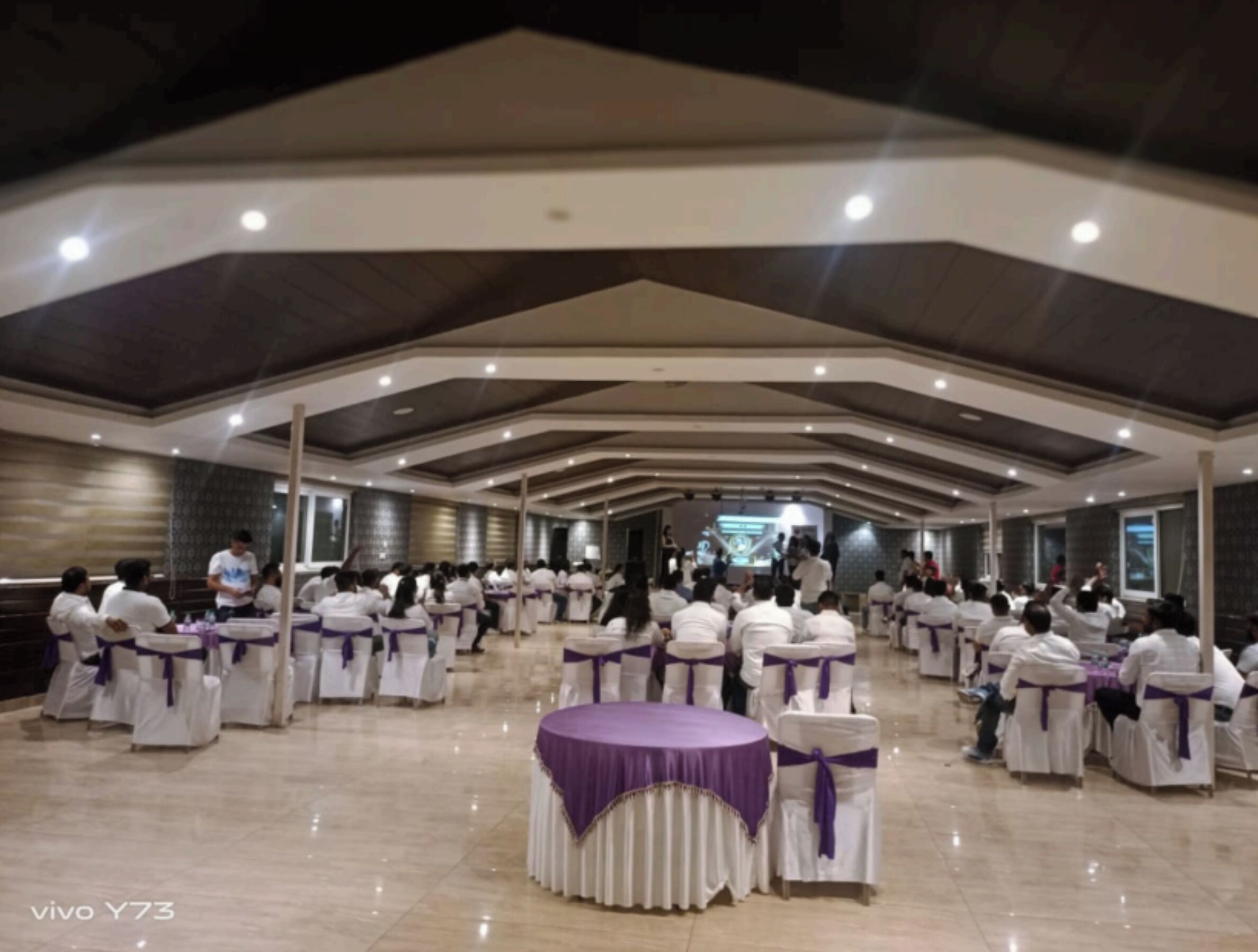 Banquet hall