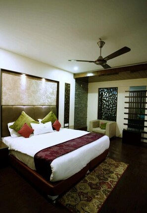 Executive Room - Jungle Livinn Resorts (Chail)