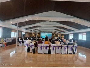 Banquet hall - Jungle Livinn Resorts (Shimla)