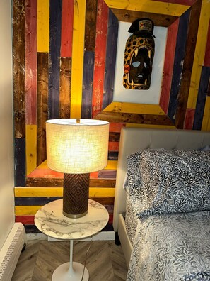 1 bedroom, iron/ironing board, WiFi, bed sheets - Quaint, chic,   art nouveau 1- bedroom Garden apartment in East Brooklyn (Brooklyn)