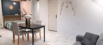 Sapphire studio