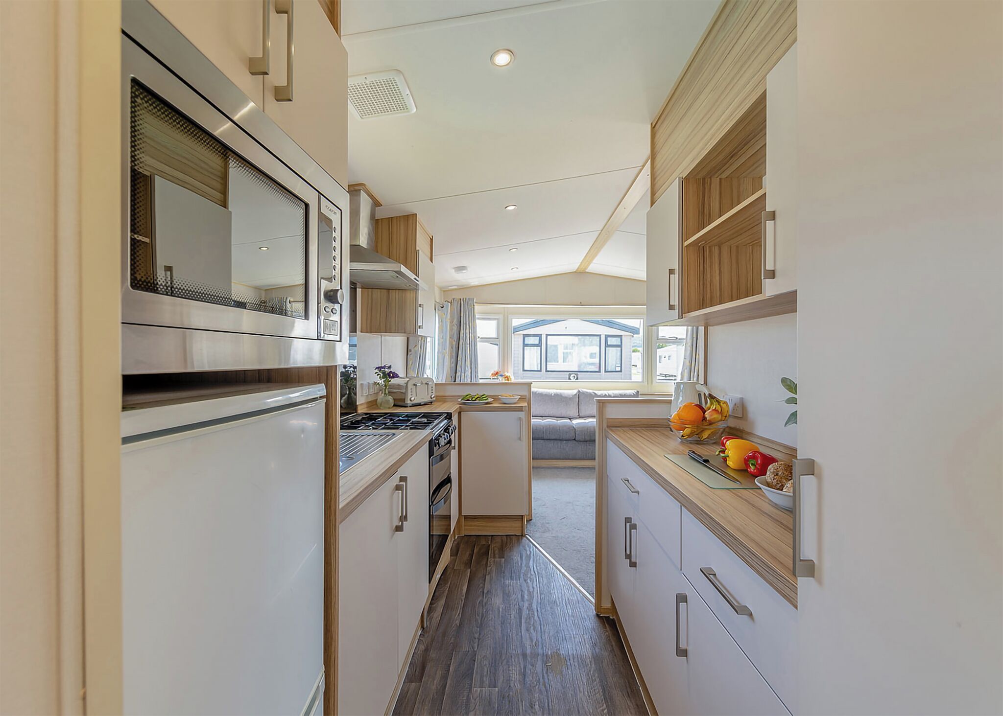 Fridge, oven, stovetop, toaster