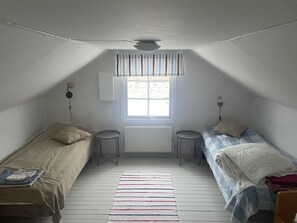 Ferros/tábuas de passar roupa, Wi-Fi, roupa de cama