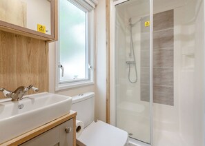 Bathroom - Bronze Premium 1 Bedroom Caravan, Sleeps 2 (Shanklin)