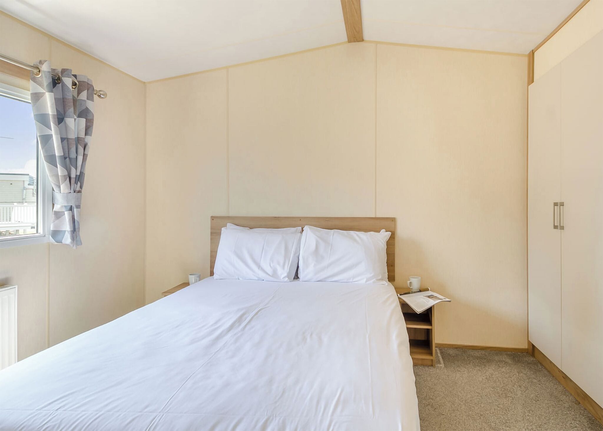 2 bedrooms
