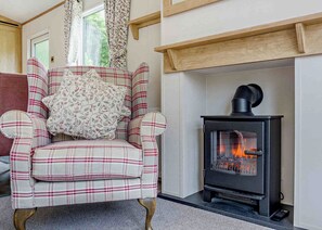 Interior - Gold Premium 3, Slps 6, parking, ensuite & decking (Bowness-on-Windermere)