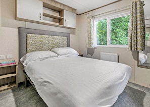 3 bedrooms - Gold Premium 3 Caravan, slps 8, parking & decking (Bowness-on-Windermere)