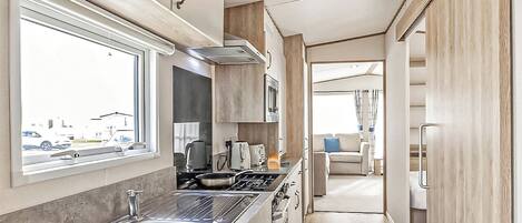 Fridge, oven, stovetop, toaster