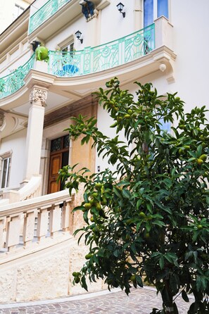 Exterior detail - Villa Liberty (Castellammare di Stabia)